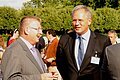 Altlandrat Gerhard Wägemann im Gespräch mit Bezirkstagspräsident Richard Bartsch