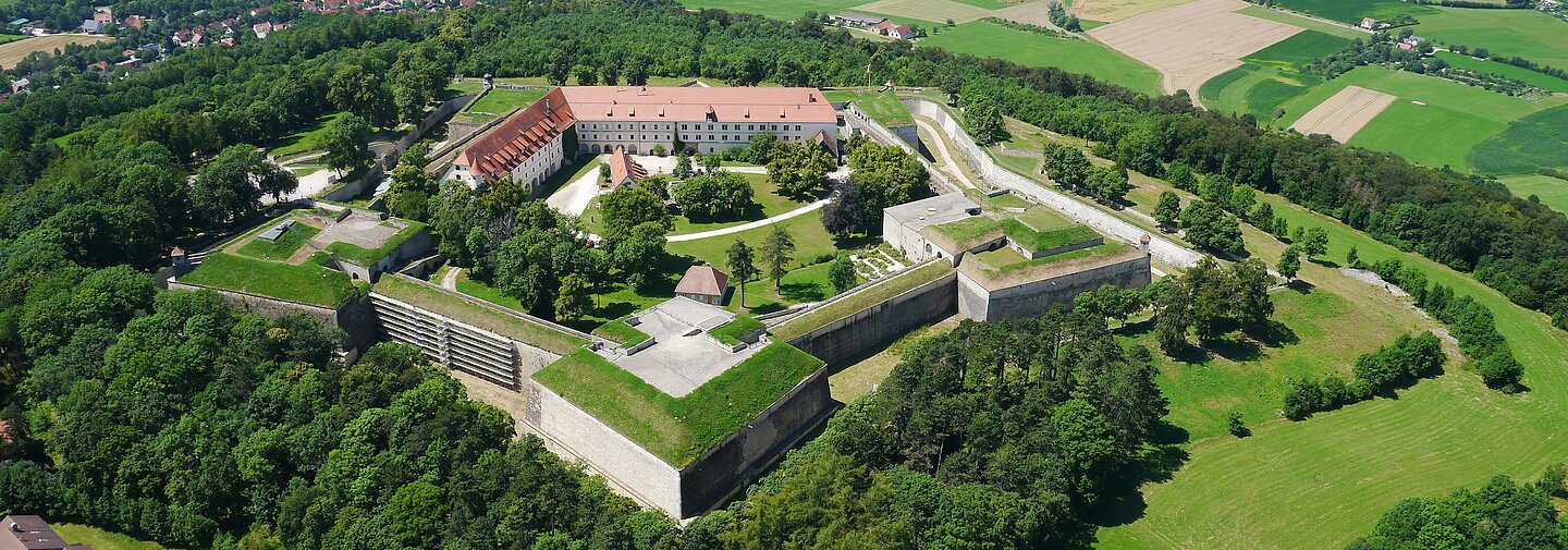 Die Wülzburg in Weißenburg aus der Vogelperspektive